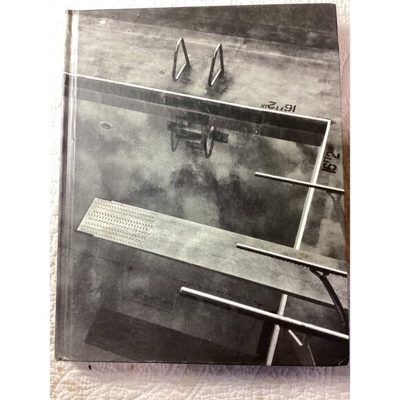 Olympic Portraits By Annie Leibovitz Hardcover Photography Book - Picture 2 of 9